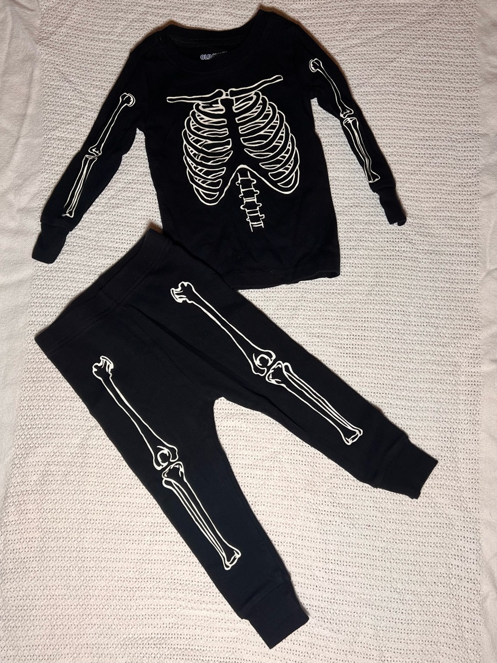 Old Navy Black Skeleton Print Kids Pajama Set